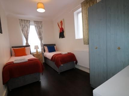 HUKU KWETU TENNYSON HOUSE CADDINGTON LUTON