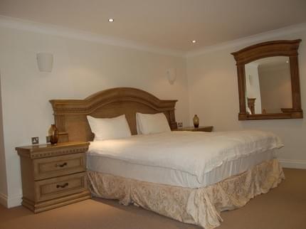 MAYFAIR RITZ APARTMENT BOND STREET WESTMINSTER