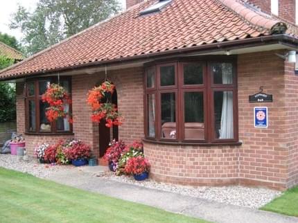 LEEWARD BED AND BREAKFAST ACLE SOUTH WALSHAM