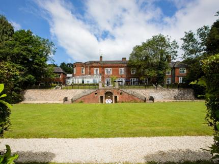 SOUTHCREST MANOR HOTEL CRABBS CROSS REDDITCH