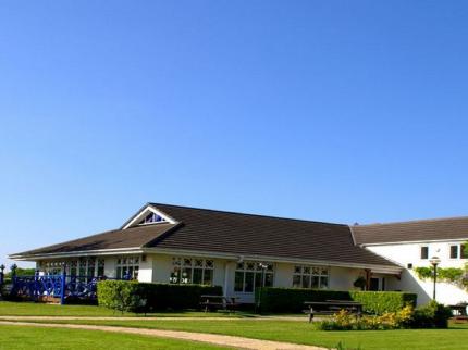 HOLT LODGE HOTEL BANGOR IS Y COED WREXHAM