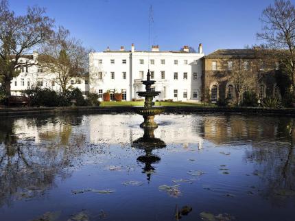 DE VERE BEAUMONT ESTATE BOVENEY WINDSOR