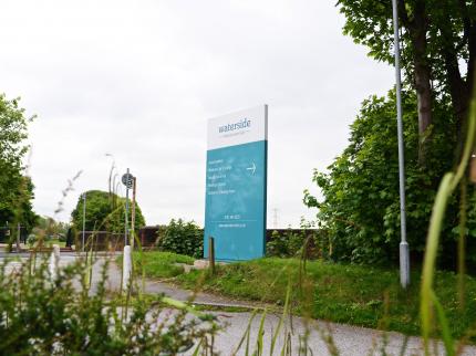 WATERSIDE HOTEL AND GALLEON LEISURE CLUB DIDSBURY MANCHESTER