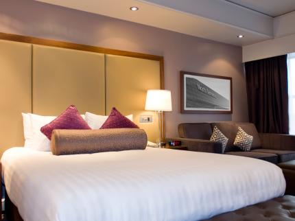 SANDMAN SIGNATURE LONDON GATWICK COPTHORNE GATWICK AIRPORT