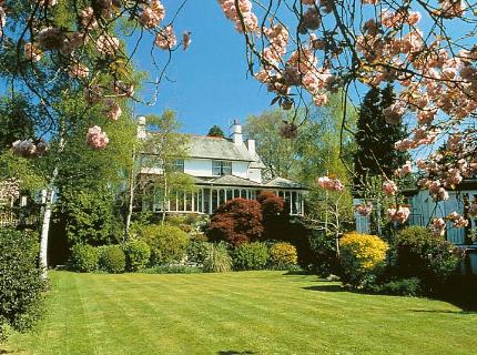BURN HOW GARDEN HOUSE HOTEL BOWNESS ON WINDERMERE