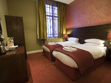 BRIAR ROSE HOTEL BIRMINGHAM
