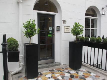 ALHAMBRA HOTEL BLOOMSBURY LONDON