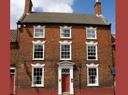 BAIL HOUSE BRAMPTON LINCOLN