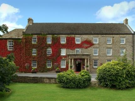 MORRITT BARNARD CASTLE