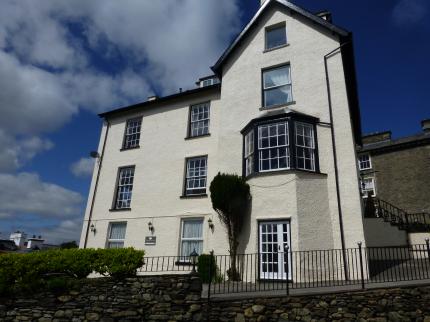 OAKBANK HOUSE BOWNESS ON WINDERMERE