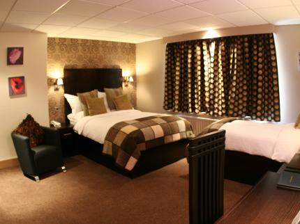 INN ON PROM FERNLEA HOTEL ANSDELL LYTHAM ST ANNES