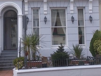 TRELAWNEY HOTEL BARTON TORQUAY