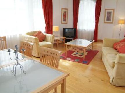 KING S WARDROBE APARTMENTS BLACKFRIARS LONDON