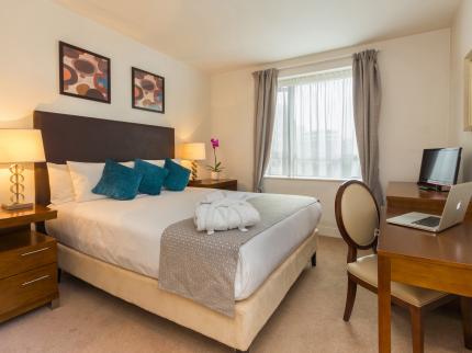 CIRCUS APARTMENTS BY BRIDGESTREET ALL SAINTS LONDON