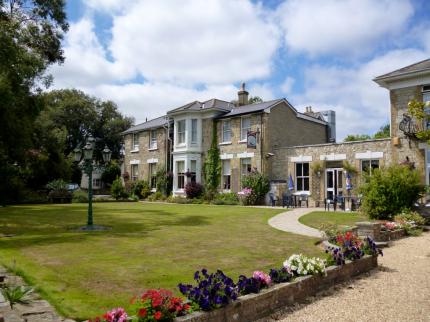 PARKBURY HOTEL ALVERSTONE SANDOWN