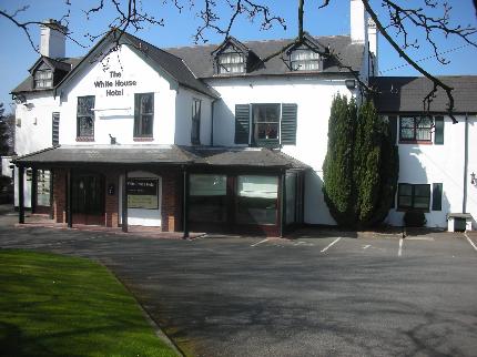 WHITE HOUSE HOTEL DONNINGTON TELFORD