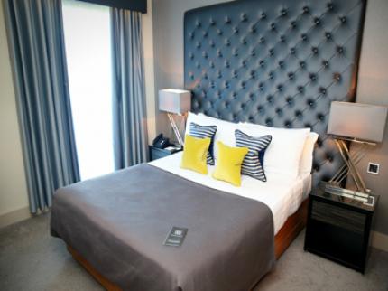 CONTINENTAL HOTEL HOUNSLOW LONDON