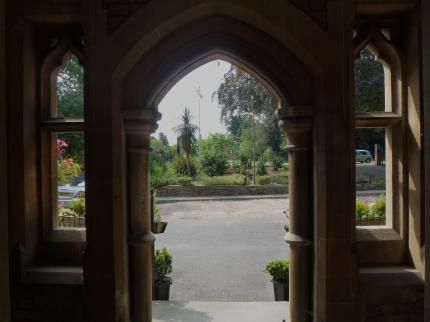 BEECH HOUSE HOTEL READING